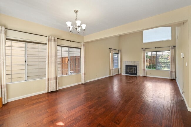 Building Photo - 34267 Quartz Terrace
