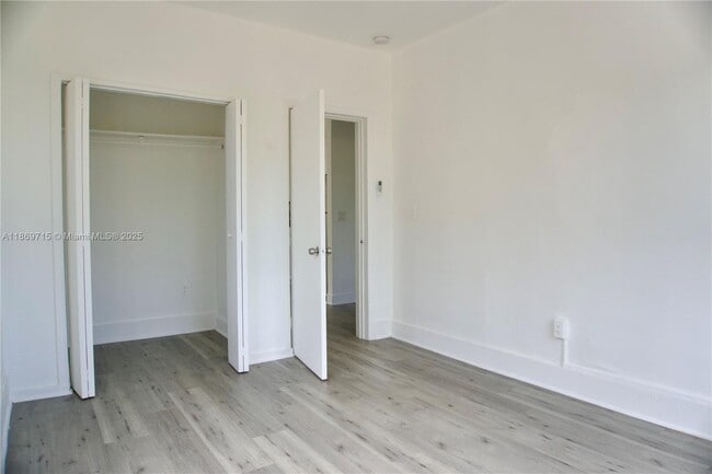 Foto del edificio - 337 SW 5th Ave