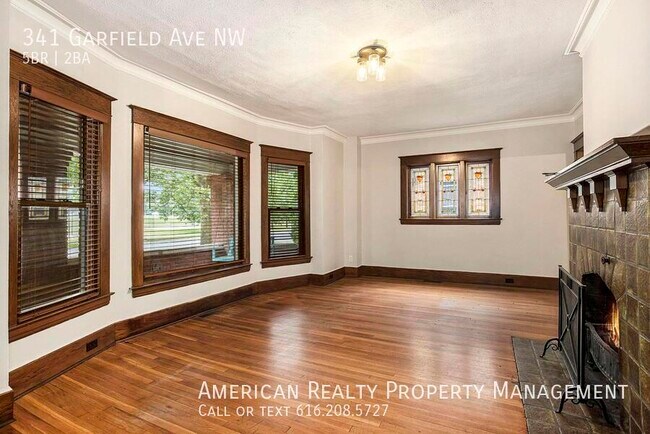 Foto del edificio - 341 Garfield Ave NW