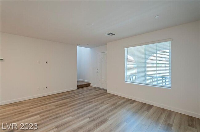 Foto del edificio - Charming Retreat in 55+ Community 89135