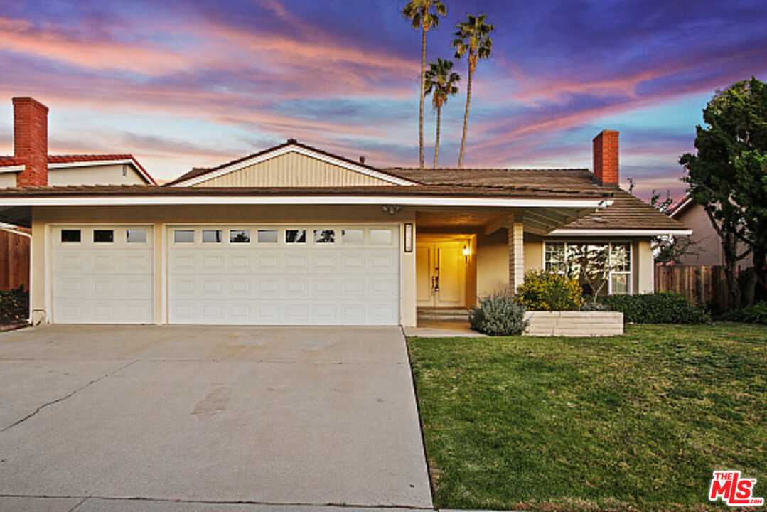 Primary Photo - 28404 Meadowmist Dr