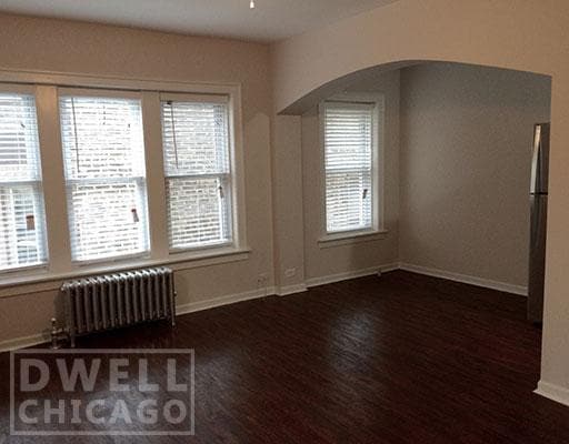 Building Photo - 1429 W Lunt Ave