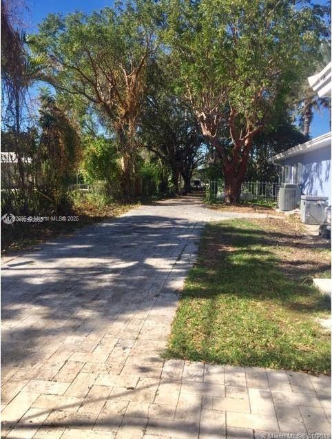Primary Photo - 13245 SW 74th Ave
