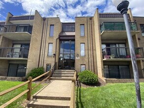 Building Photo - 7598 Gales Ct