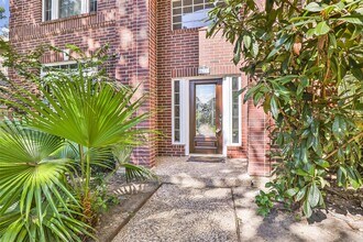 Building Photo - 16222 Rutley Cir