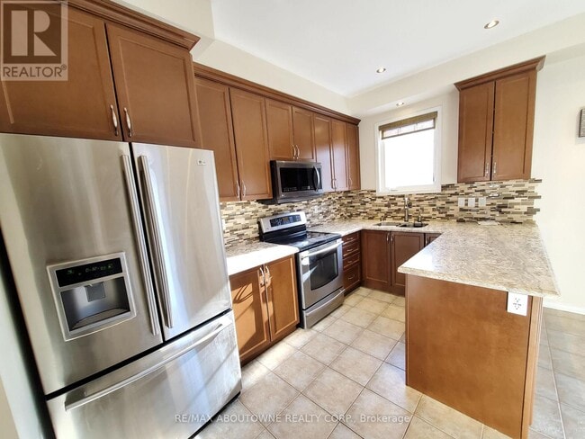 Building Photo - 2171 Fiddlers Way