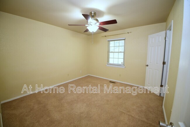 Building Photo - 5716 S Birch Ave