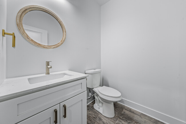 Foto del edificio - 1509 Sage Ln