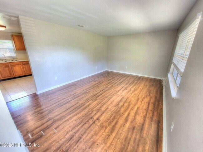 Foto del edificio - 10881 Key Coral Dr