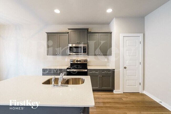 Foto del edificio - 1340 Brookhaven Drive