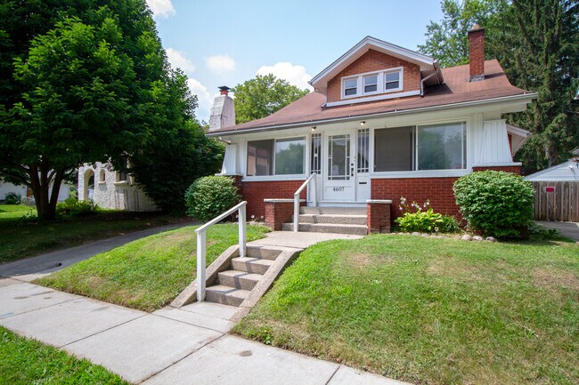 Foto del edificio - 4607 Overland Pky