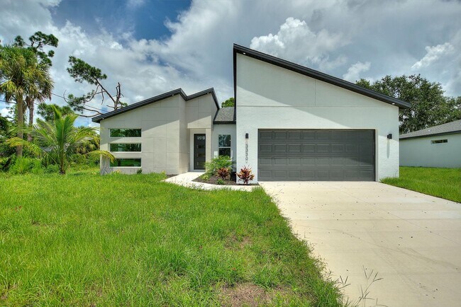 Building Photo - ONE MONTH FREE RENT! Modern, energy effici...