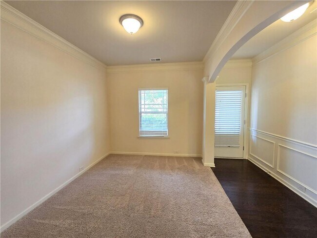 Foto del edificio - 1043 Blind Brook Cir