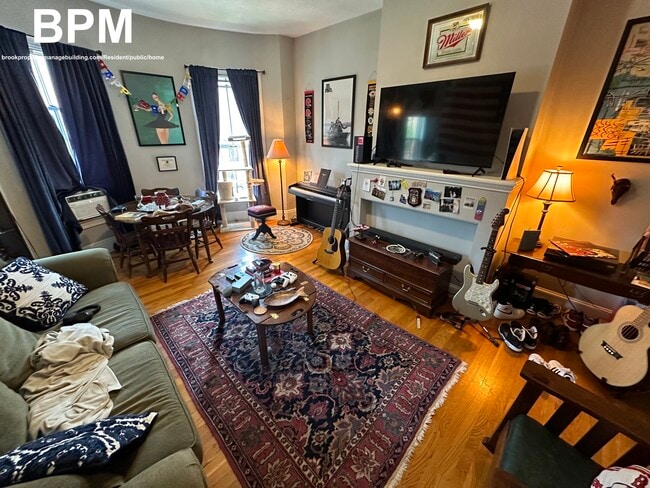 Foto del edificio - 669 Massachusetts Ave