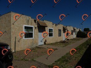 Building Photo - 816 Wright St