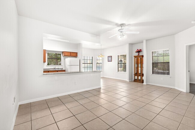 Building Photo - 6160 Eckhert Rd