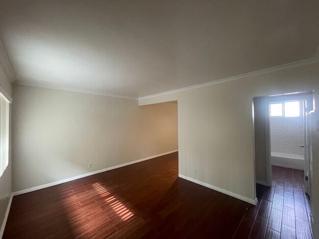 Building Photo - ARTESIA 2925