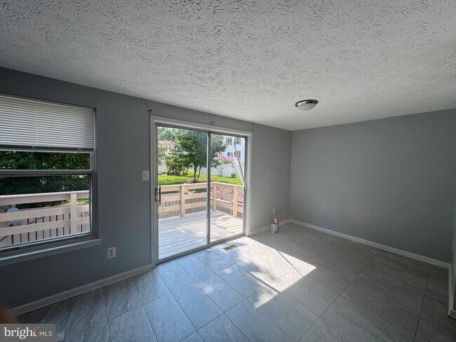 Foto del edificio - 1727 Sundance Dr