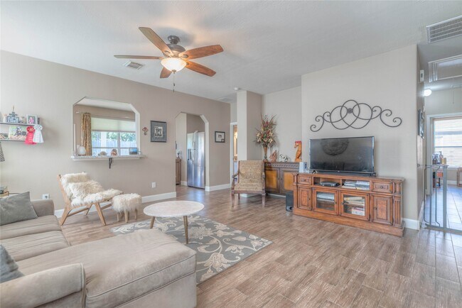 Foto del edificio - 22123 Holly Branch Dr