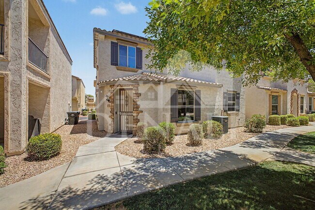 Building Photo - 17737 W Woodrow Ln