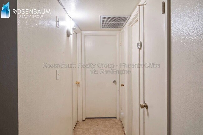 Foto del edificio - 1724 E 6th Ave