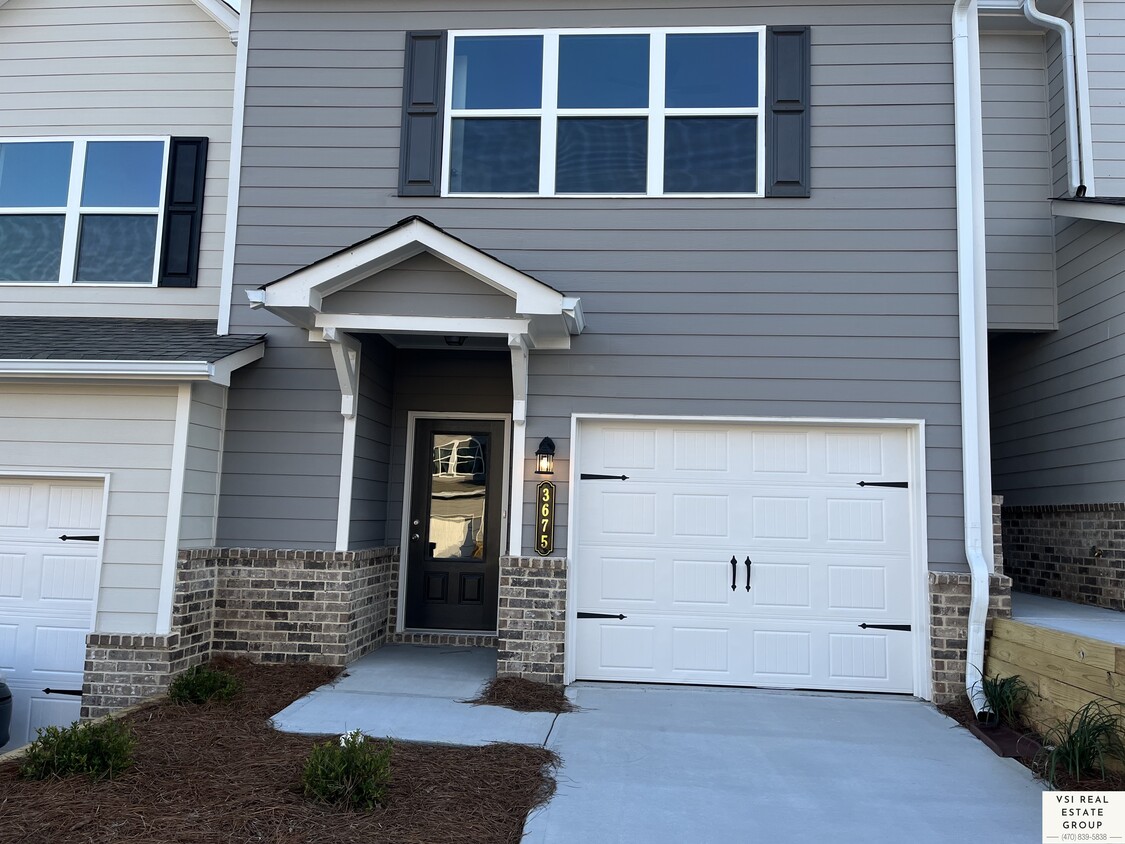 Primary Photo - 3675 Acorn Dr