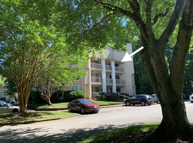 Foto del edificio - 134 New Kent Pl