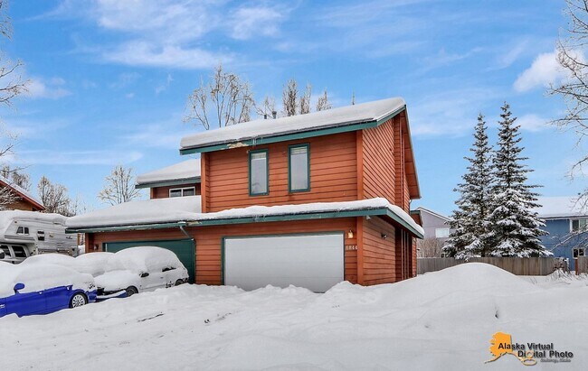 Foto del edificio - Spacious East Anchorage Home with Yard & Garage!