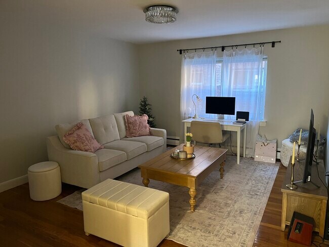 Building Photo - 67 Chiswick Rd