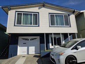 Building Photo - 653 St Francis Blvd