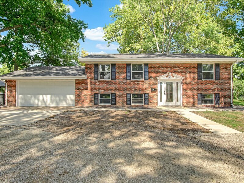 Foto principal - 113 W Poplar St