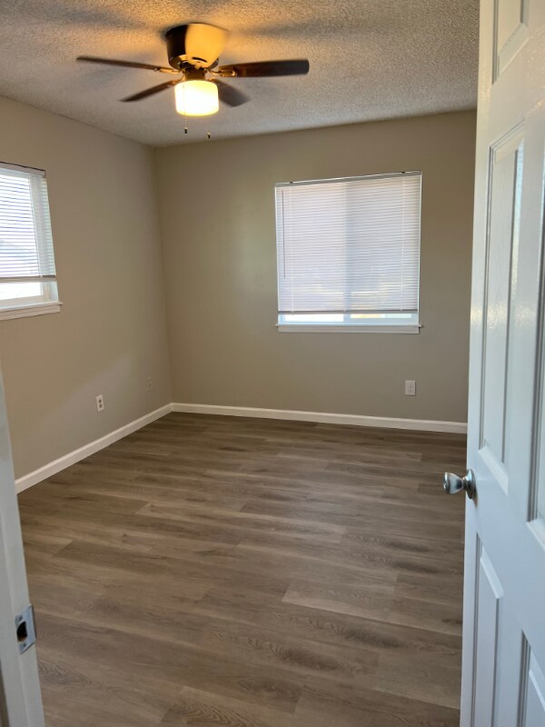 Building Photo - 1120 Mazatlan Cir
