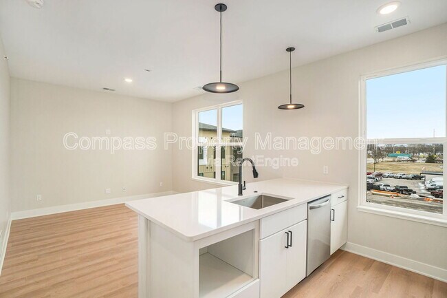 Foto del edificio - 5477 32nd Ave
