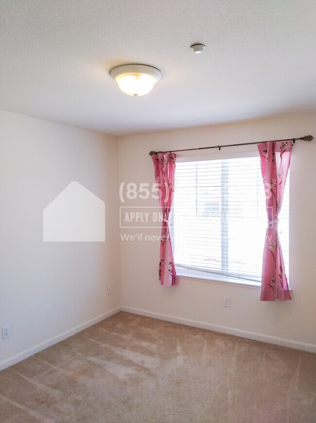 Building Photo - 6645 Forget Me Not