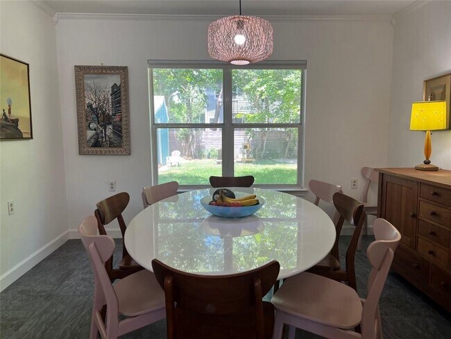 Foto del edificio - 1404 Palo Duro Rd