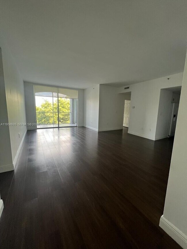 Building Photo - 9725 NW 52nd St