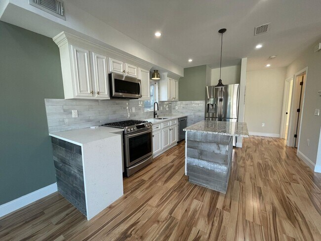 Foto del edificio - 125 Hillcrest Pl