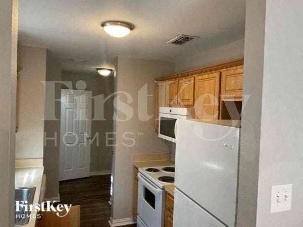 Foto del edificio - 1607 Coleman St