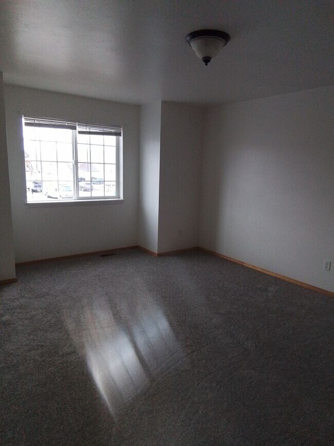 Foto del edificio - Great property 3bed, 2bath,