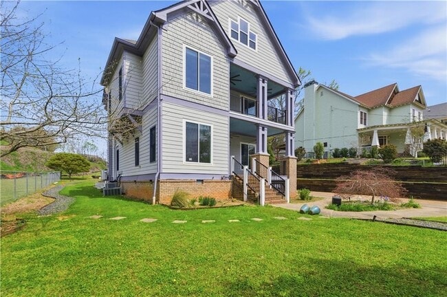 Building Photo - 850 Ormewood Ave SE