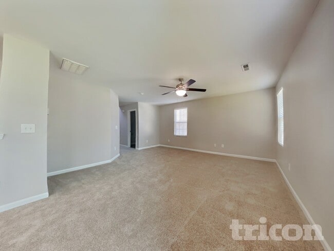 Building Photo - 507 Menlo Pk Rd