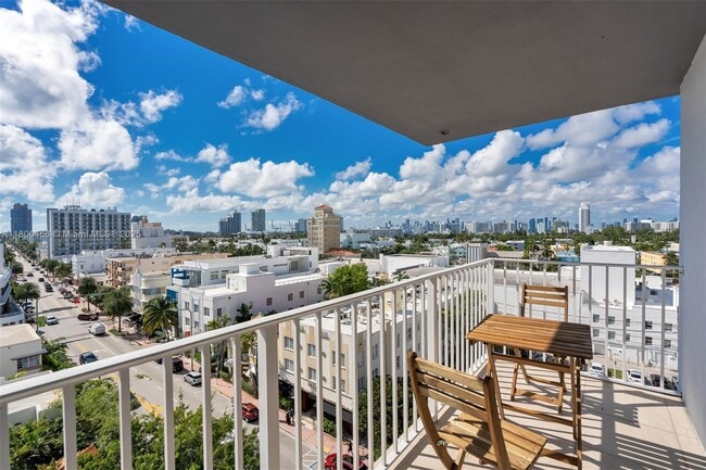 Building Photo - 1255 Collins Ave