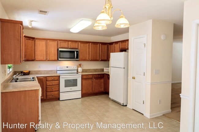 Building Photo - 3 br, 2.5 bath House - 482 Dunwood Drive