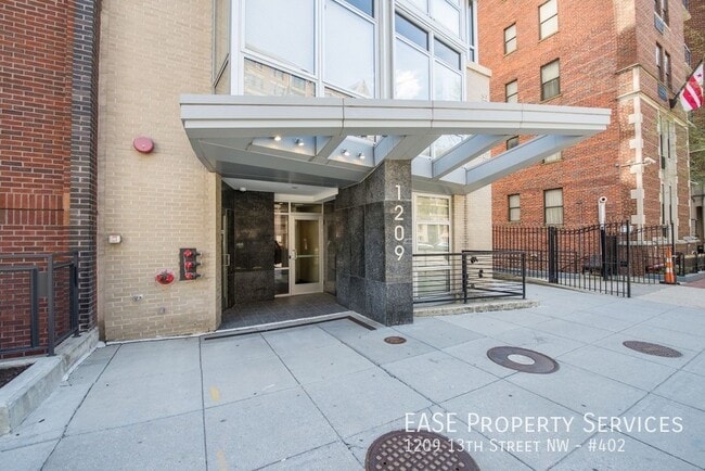 Building Photo - 1209 13th St NW