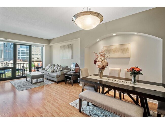 Foto del edificio - 500 500 E Grant St