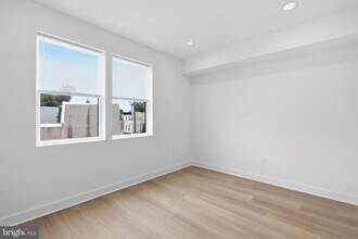 Building Photo - 2251 N 12th St