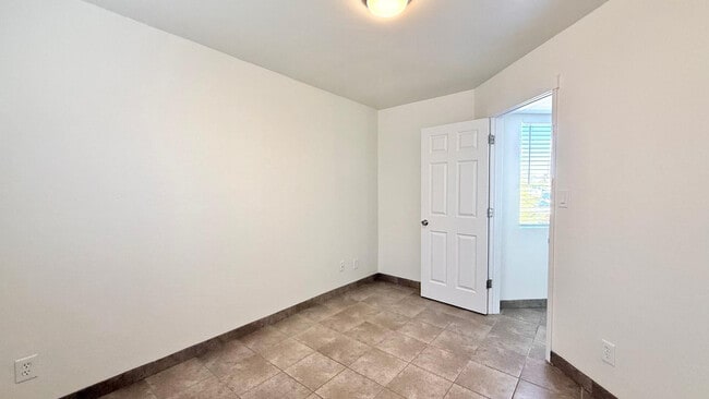 Foto del edificio - 1712 E Pepper Cir