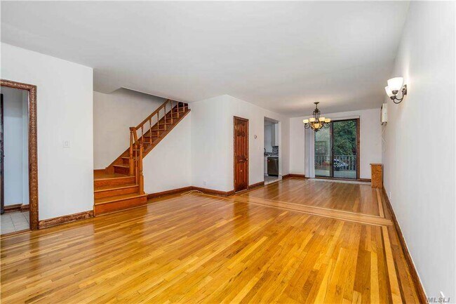 Building Photo - 23-12 95th St