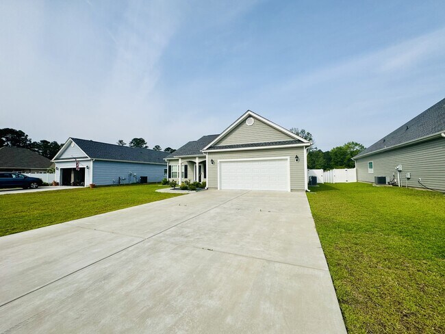 Building Photo - 211 Copperwood Lp