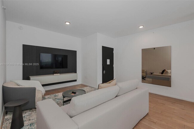 Foto del edificio - 398 NE 5th St